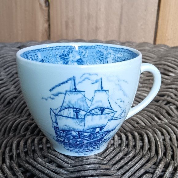 Vintage Alfred Meakin England Ship Motif Tea Cup 🍵 - Picture 1 of 7